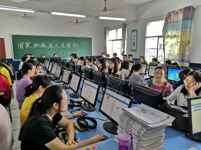 培训火热进行,高考佳绩频传--中国教育出版网全面助力四川资中教育信息化发展