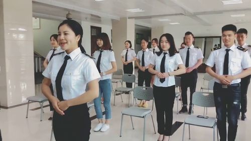 翻译学院 寰宇远洋国际邮轮海乘培训 光线亮丽的背后是我们努力的学习付出,我的学生一定是最棒的
